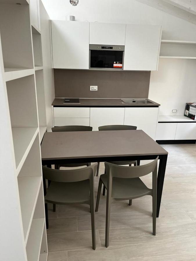 روفيريتو Smart Apartments Palazzo Mazzini المظهر الخارجي الصورة