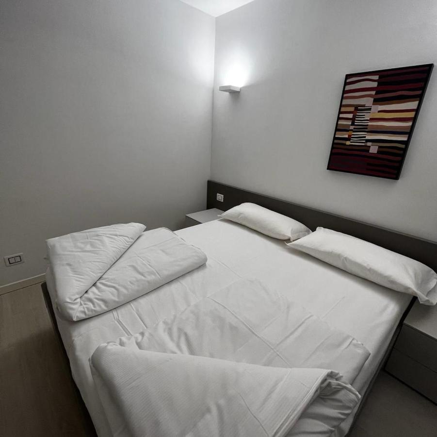 روفيريتو Smart Apartments Palazzo Mazzini المظهر الخارجي الصورة