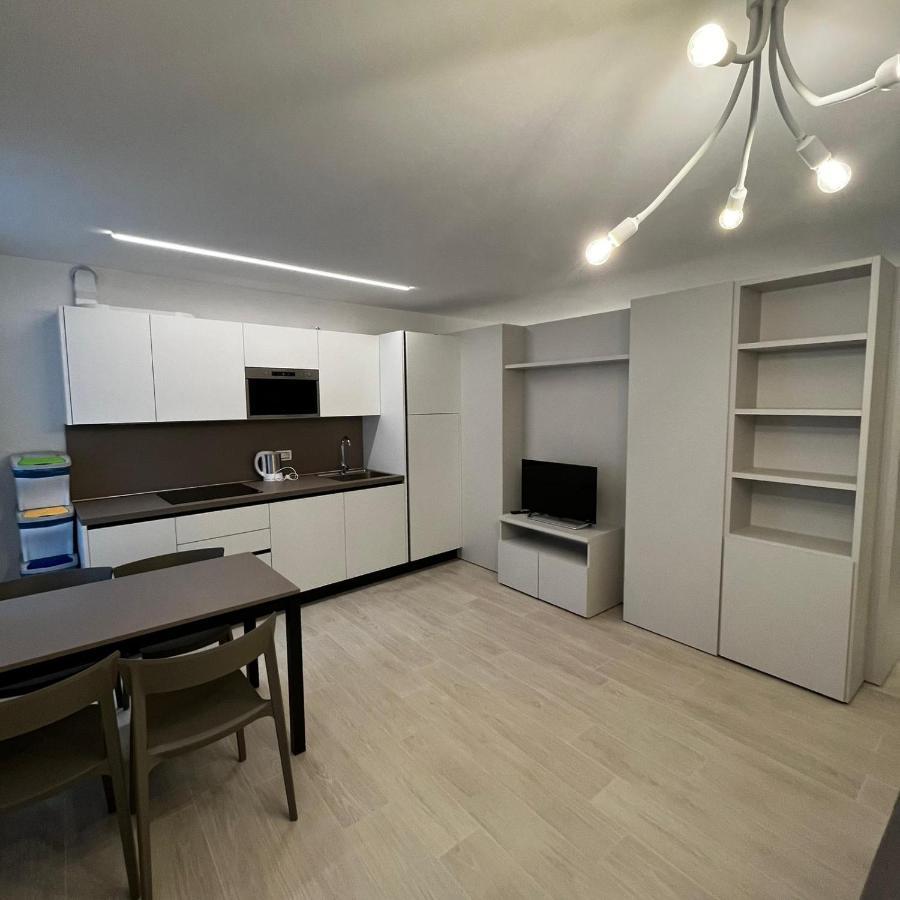 روفيريتو Smart Apartments Palazzo Mazzini المظهر الخارجي الصورة